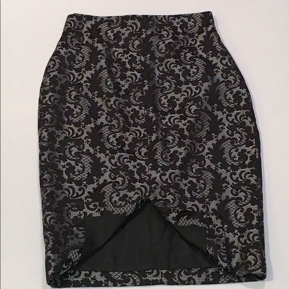Worthington gorgeous pencil skirt - Picture 2 of 8